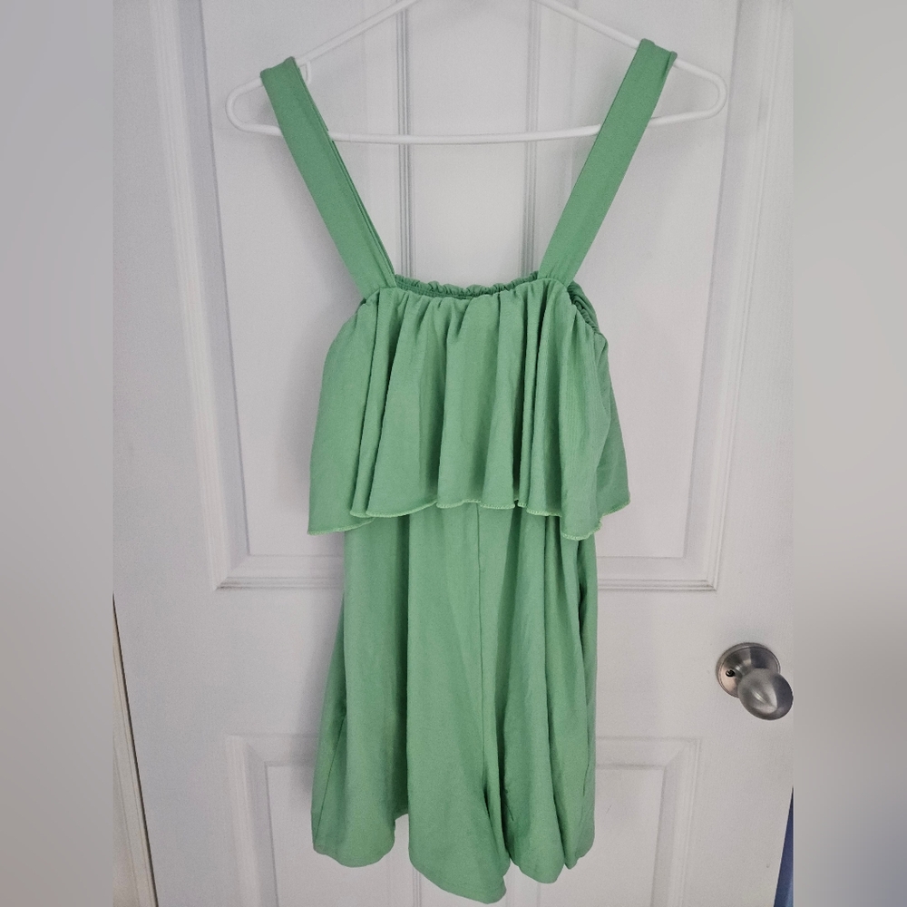 Smash and Tess playful shorty romper green smash sage nwt medium